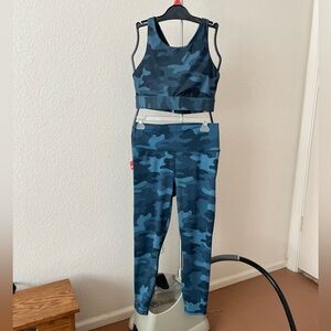 Fabletics blue camo matching gym set